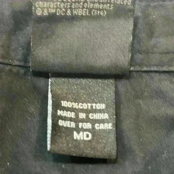 DC Comics Suicide Squad The Joker Card Button Down - Picture 6 of 8